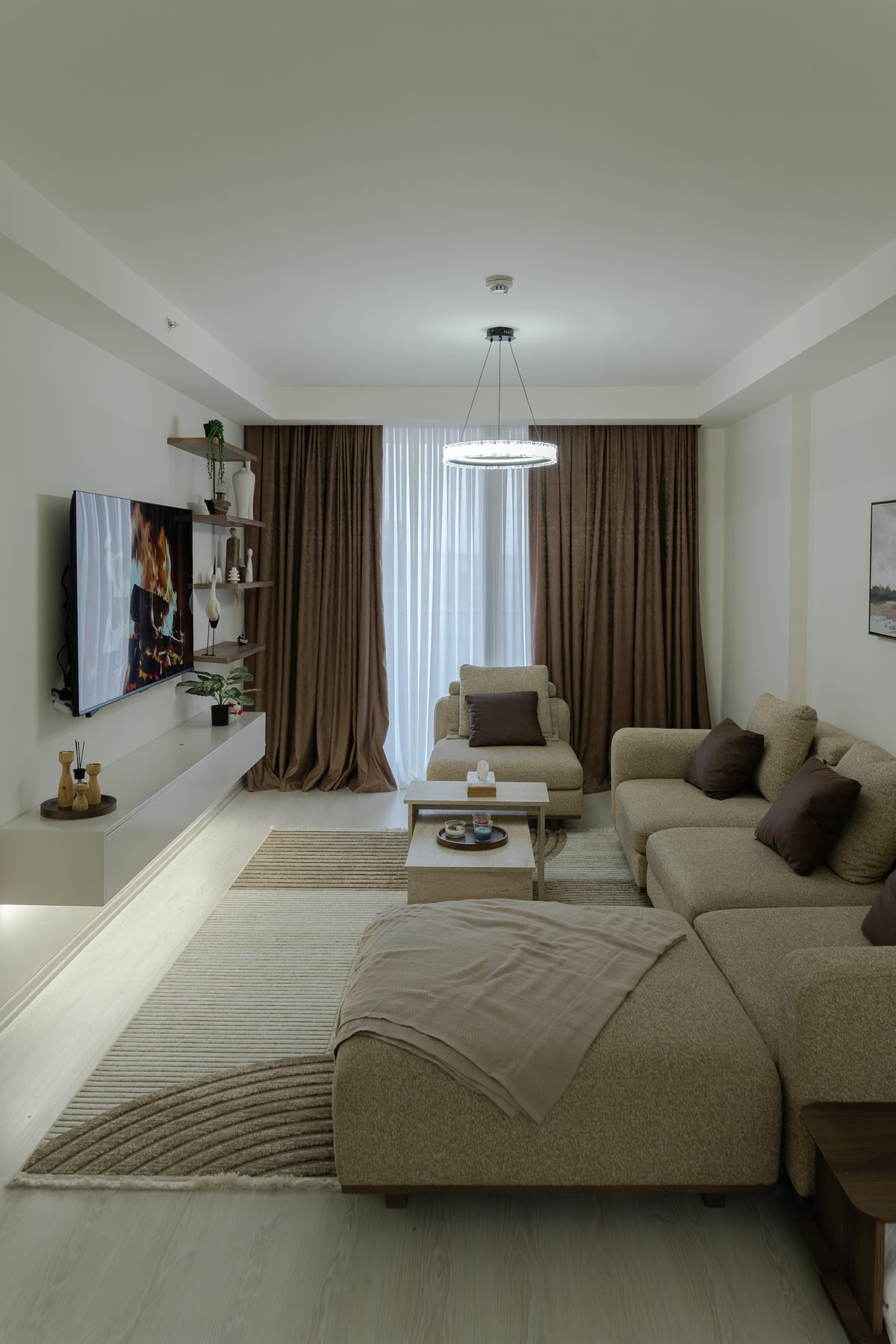 Empire II — Interior Design - Photo 6